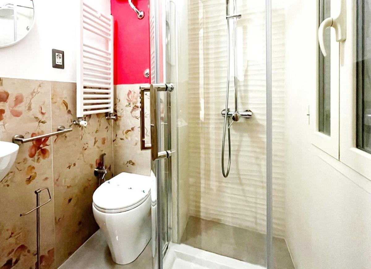 Apartment Style Julia 50 Mt From Colosseum *