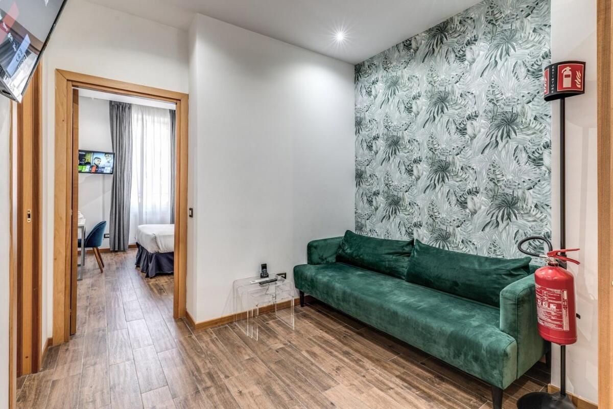 Style Julia 50 Mt From Colosseum Apartment