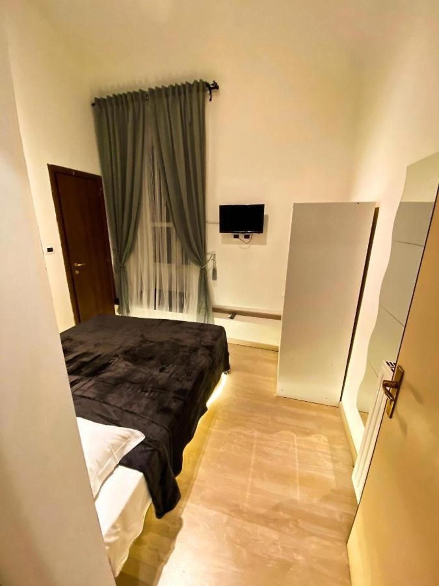 Guest house Cialdini 13 Rome