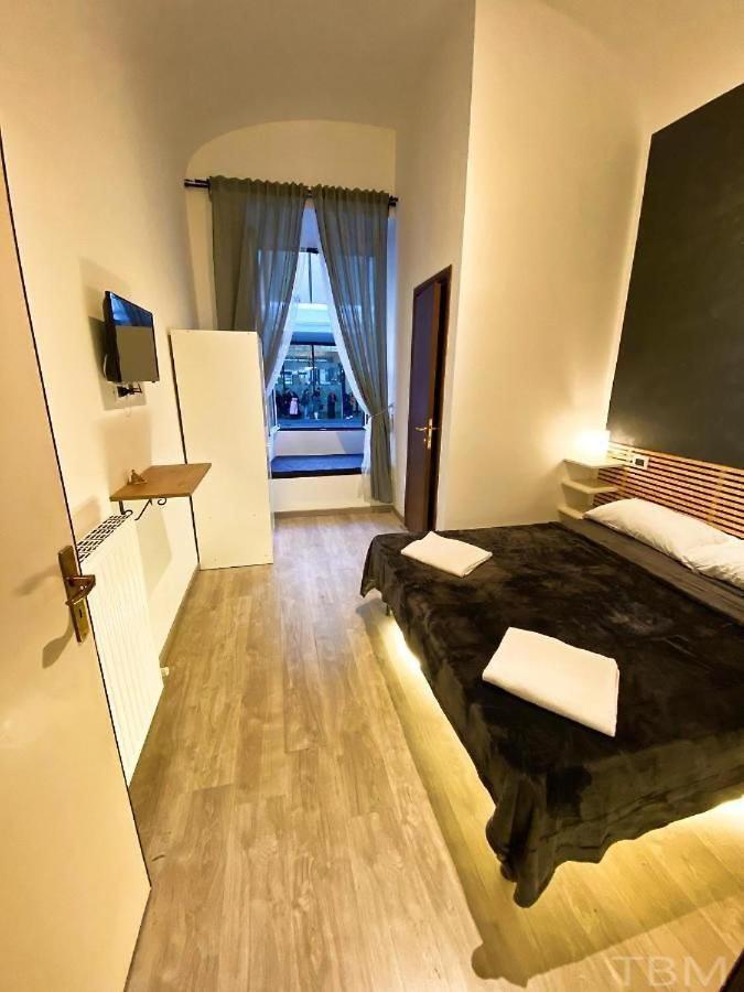 Cialdini 13 Guest house *