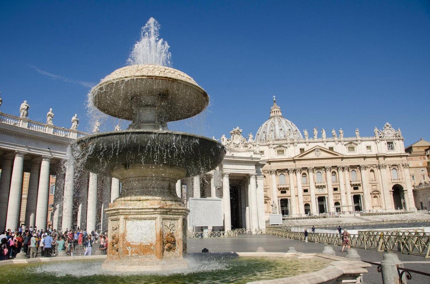 Apartment Lovely 5 Min Walk To Saint Peter Basilica Rome
