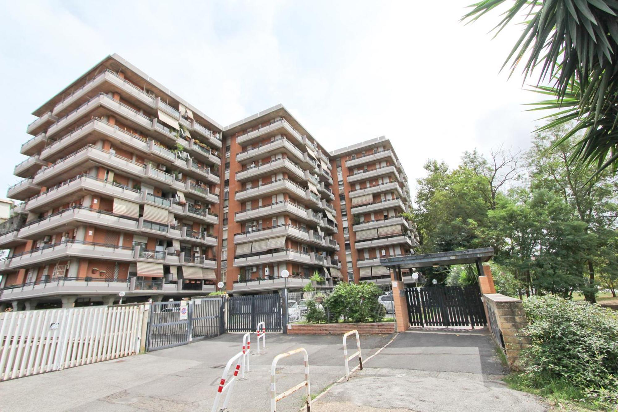 Eur Torrino Apartment, Vicino La Stazione Metro Tor Di Valle Apartment Rome