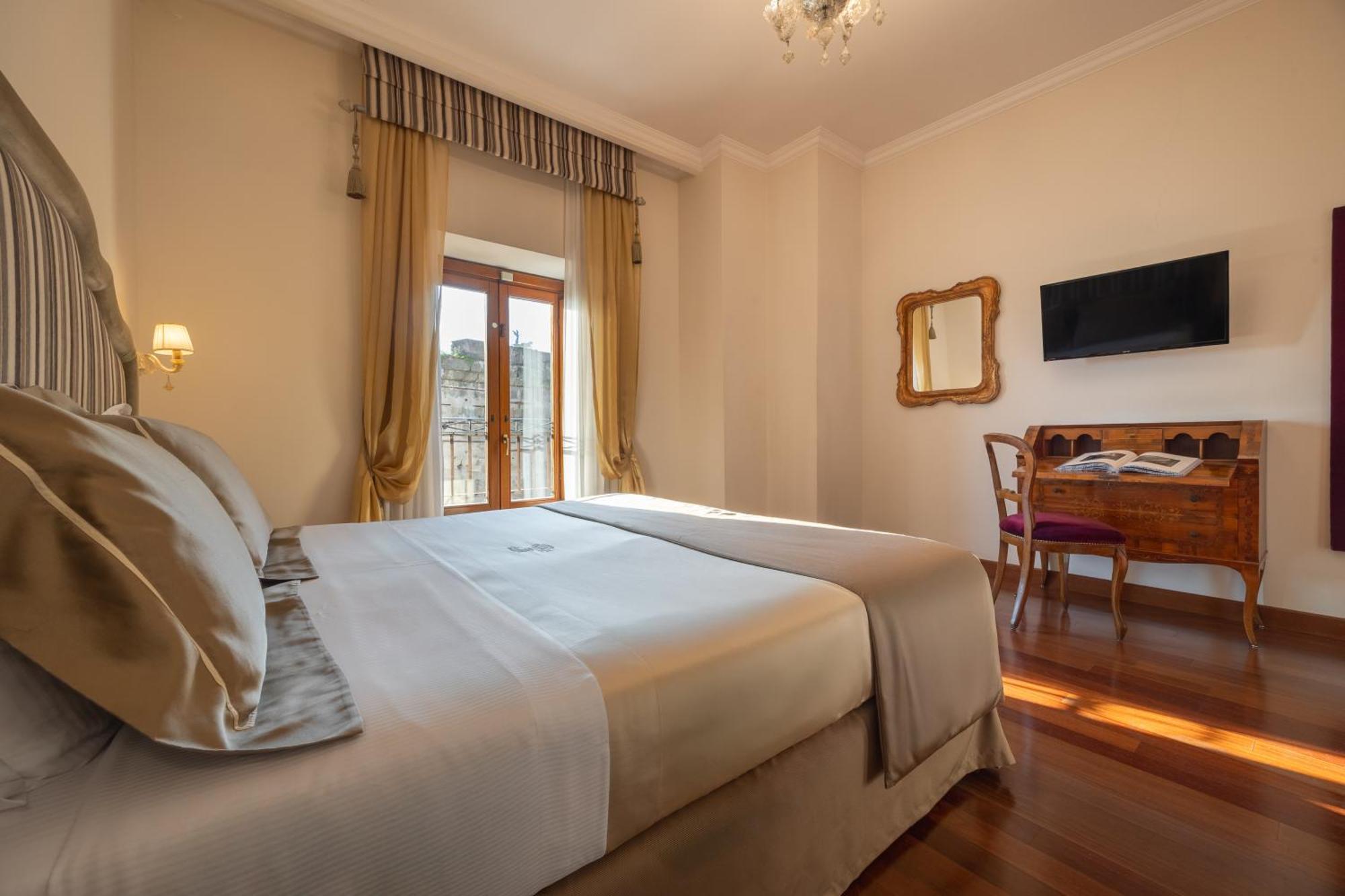 Forum Hotel Rome