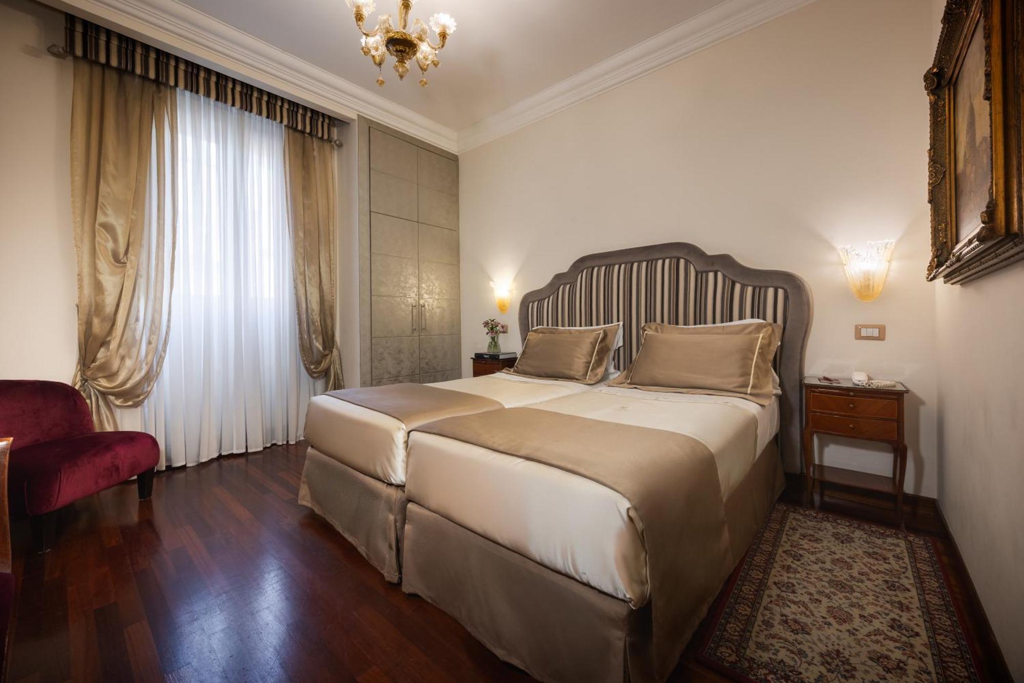 Forum Hotel 4*