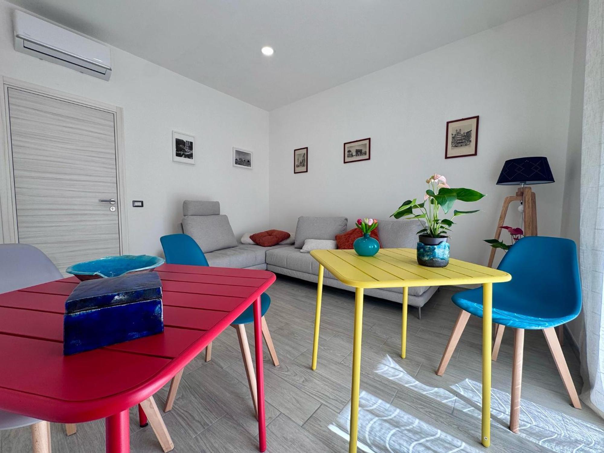 Costabella Guest house