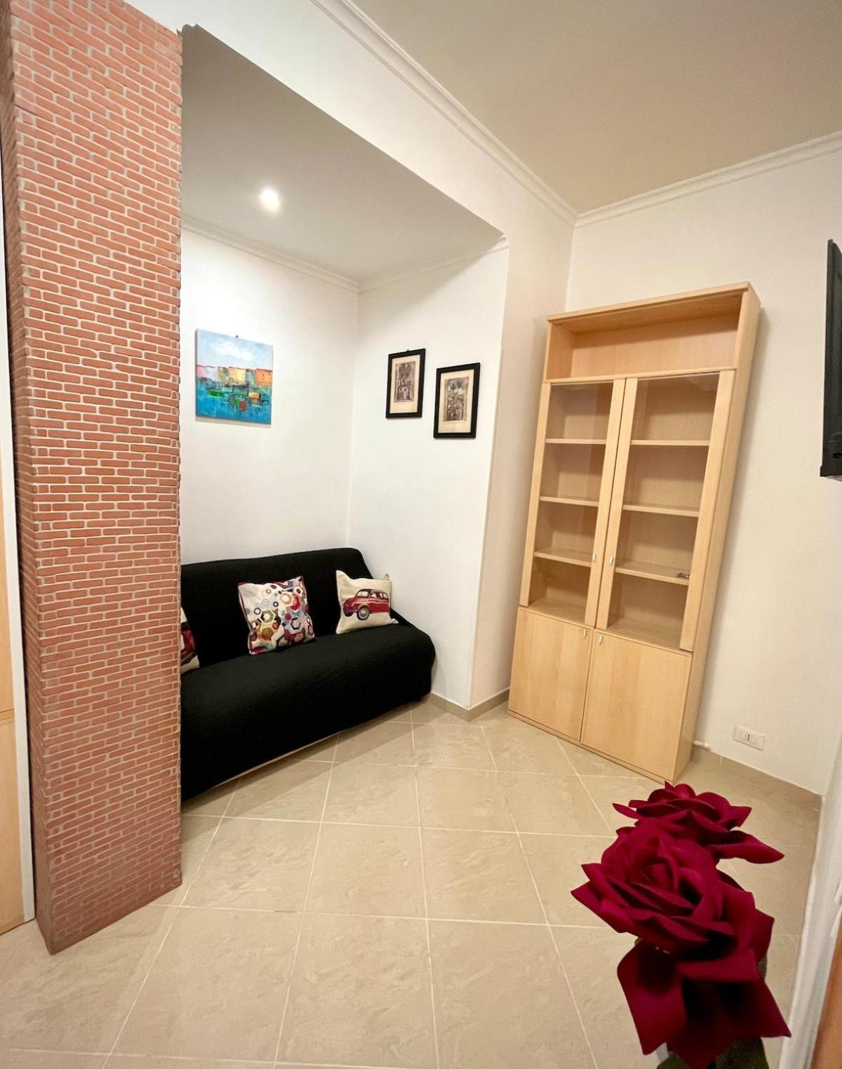Holiday home 700 Meters From The Metro