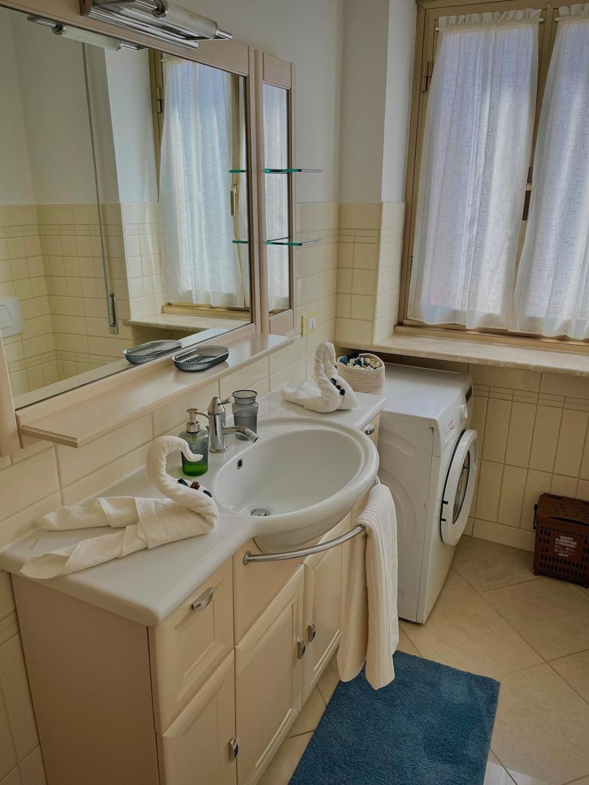 Holiday home 700 Meters From The Metro *