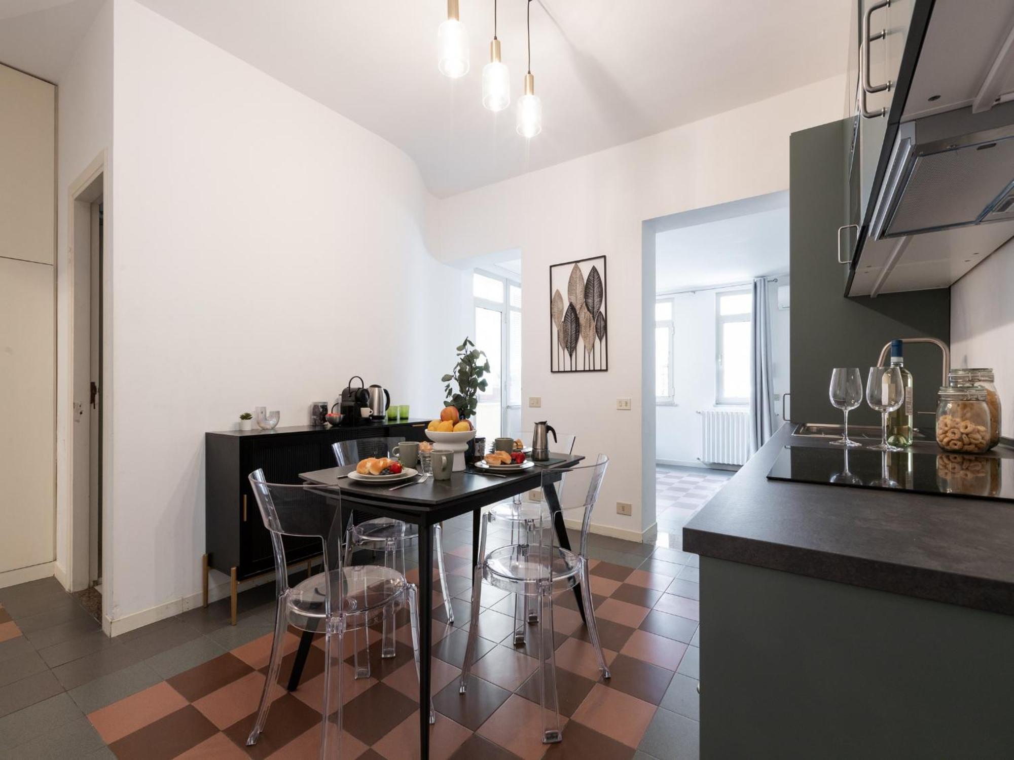 The Rent - Large A Few Steps From The Trevi Fountain Apartment *