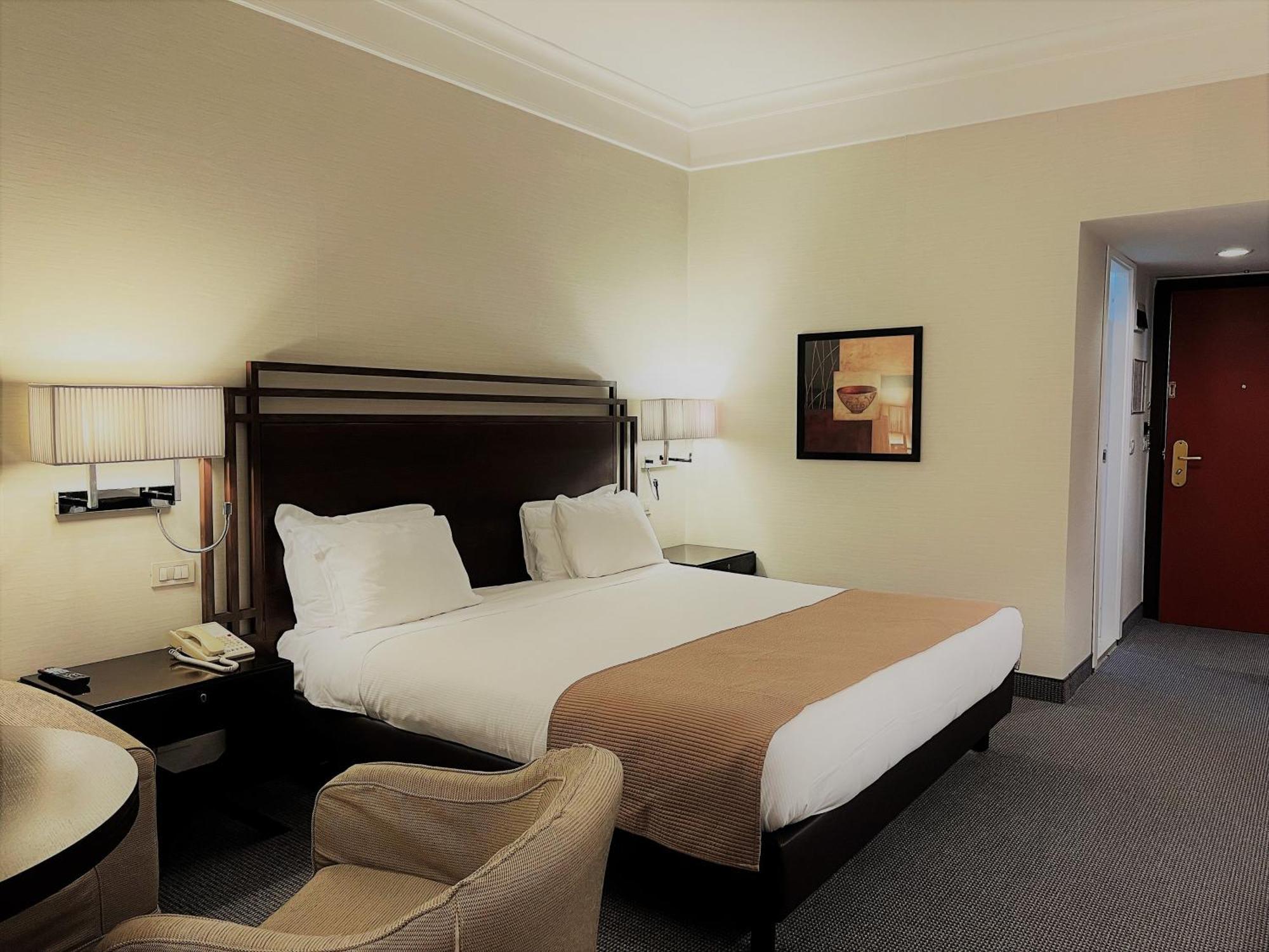 Hotel Crowne Plaza St. Peter's By Ihg 4*