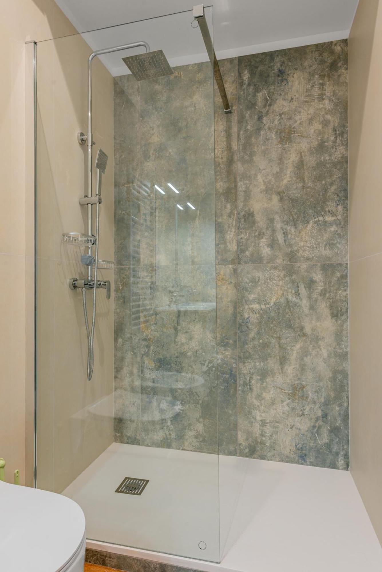 Apartment Delina- Luxury Metro A