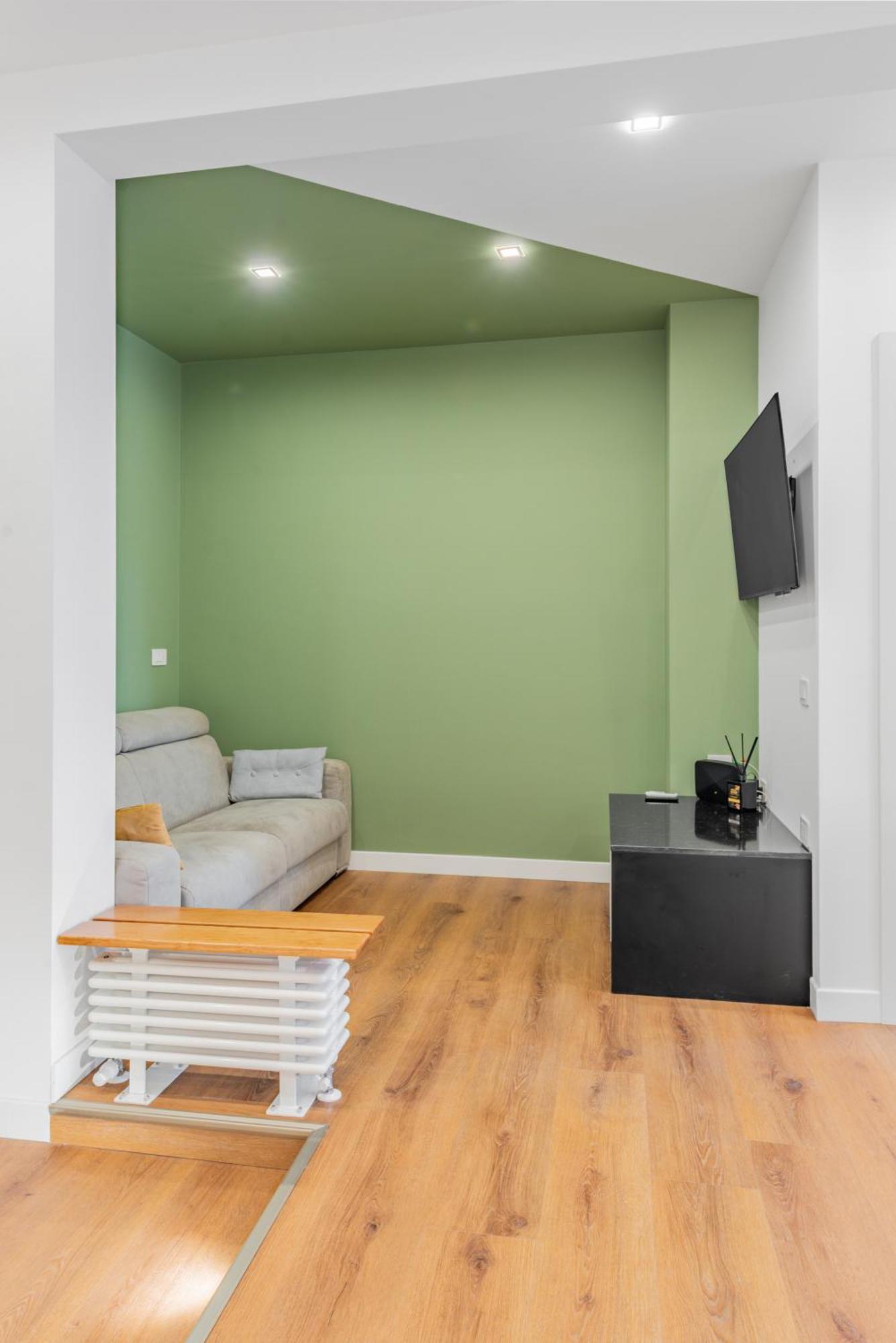 Delina- Luxury Metro A Apartment