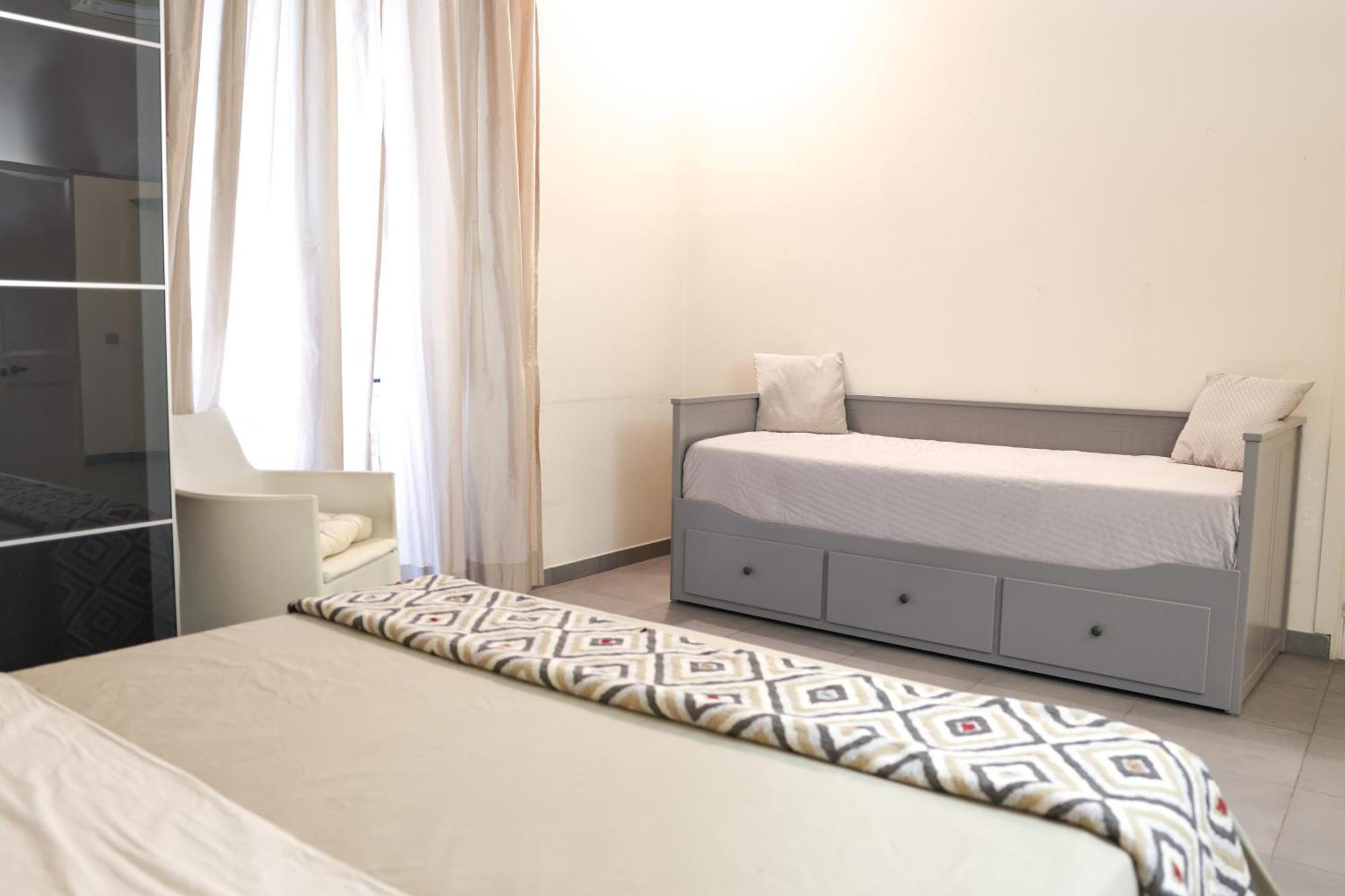 Domus Superior Domizio - Pantheon Apartment *