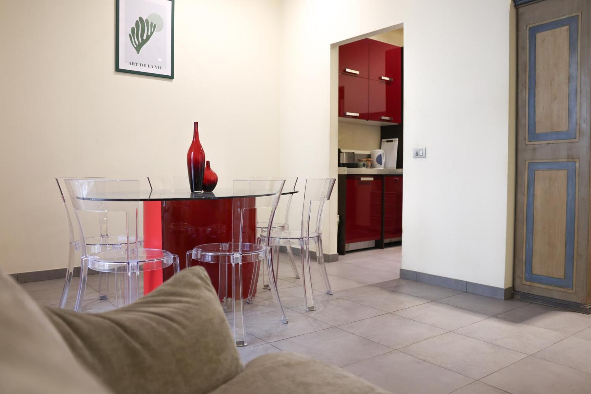 Domus Superior Domizio - Pantheon Apartment Rome