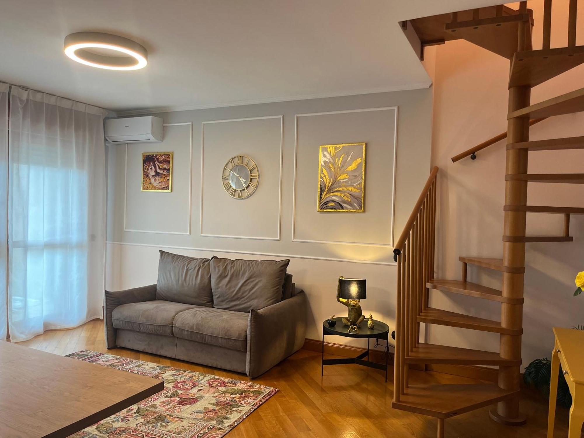 Luxury House Alessia * Rome