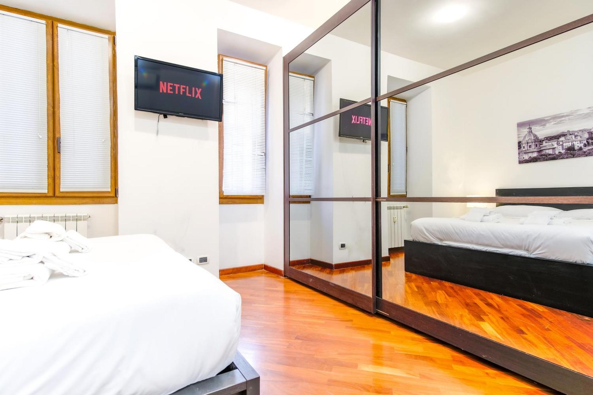 Appartamento Elegantis San Giovanni - Easily Get To The Historic Center, Metro, Tram And Bus Are Nearby Roma