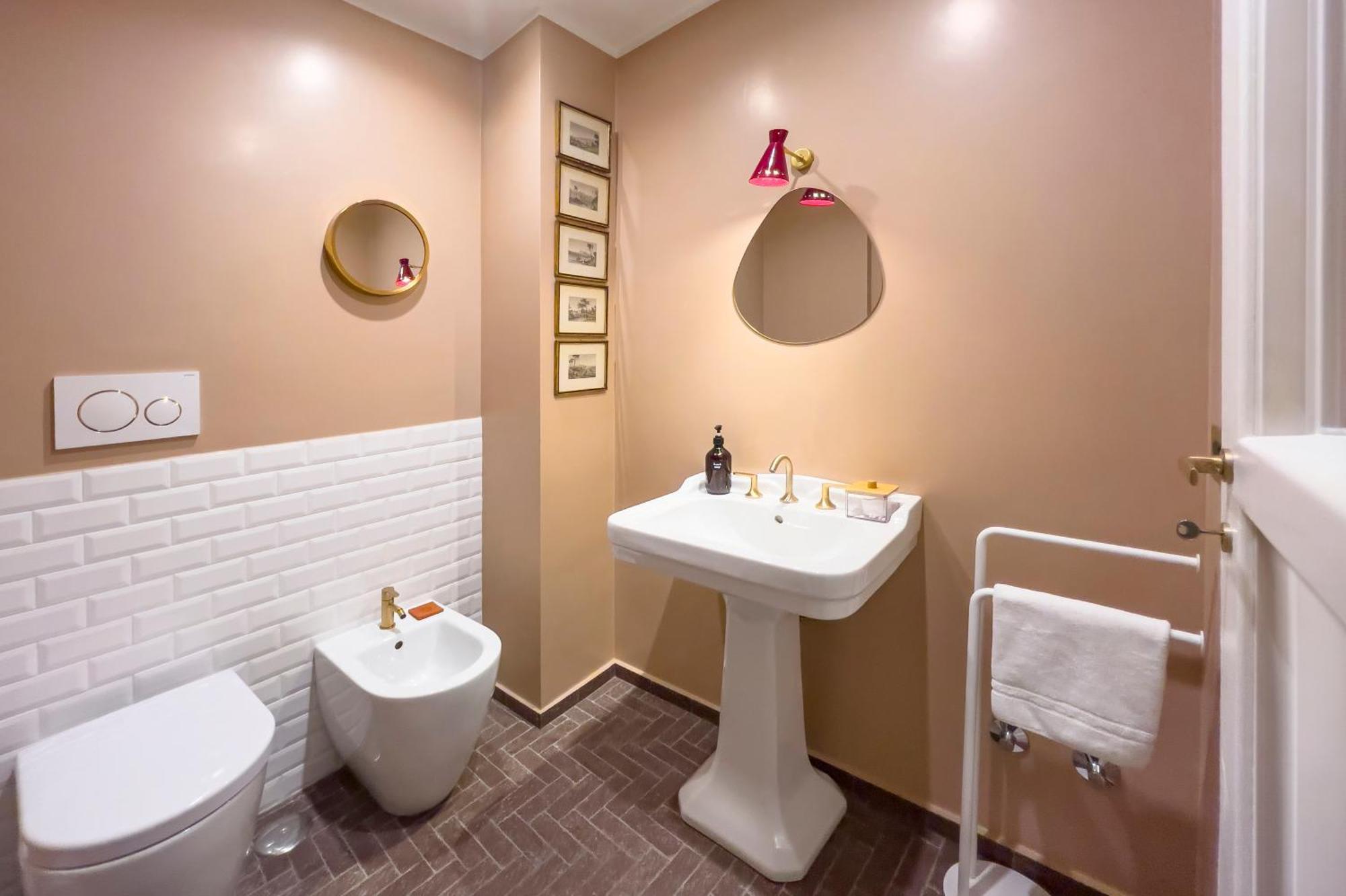 Timeless Elegance In Trastevere Appartamento *