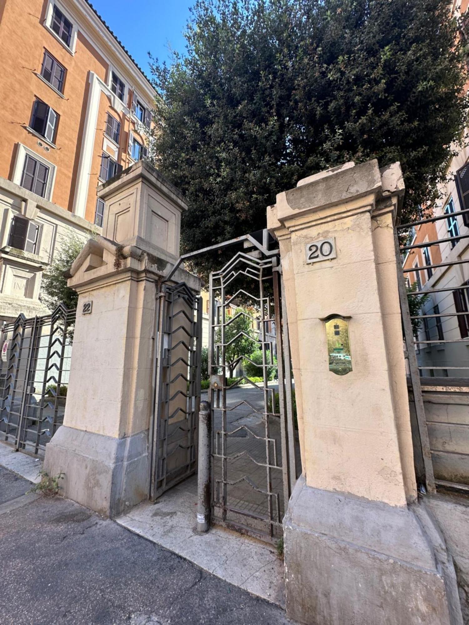 Guest house Cozy Enna - Metro Re Di & Wifi Rome