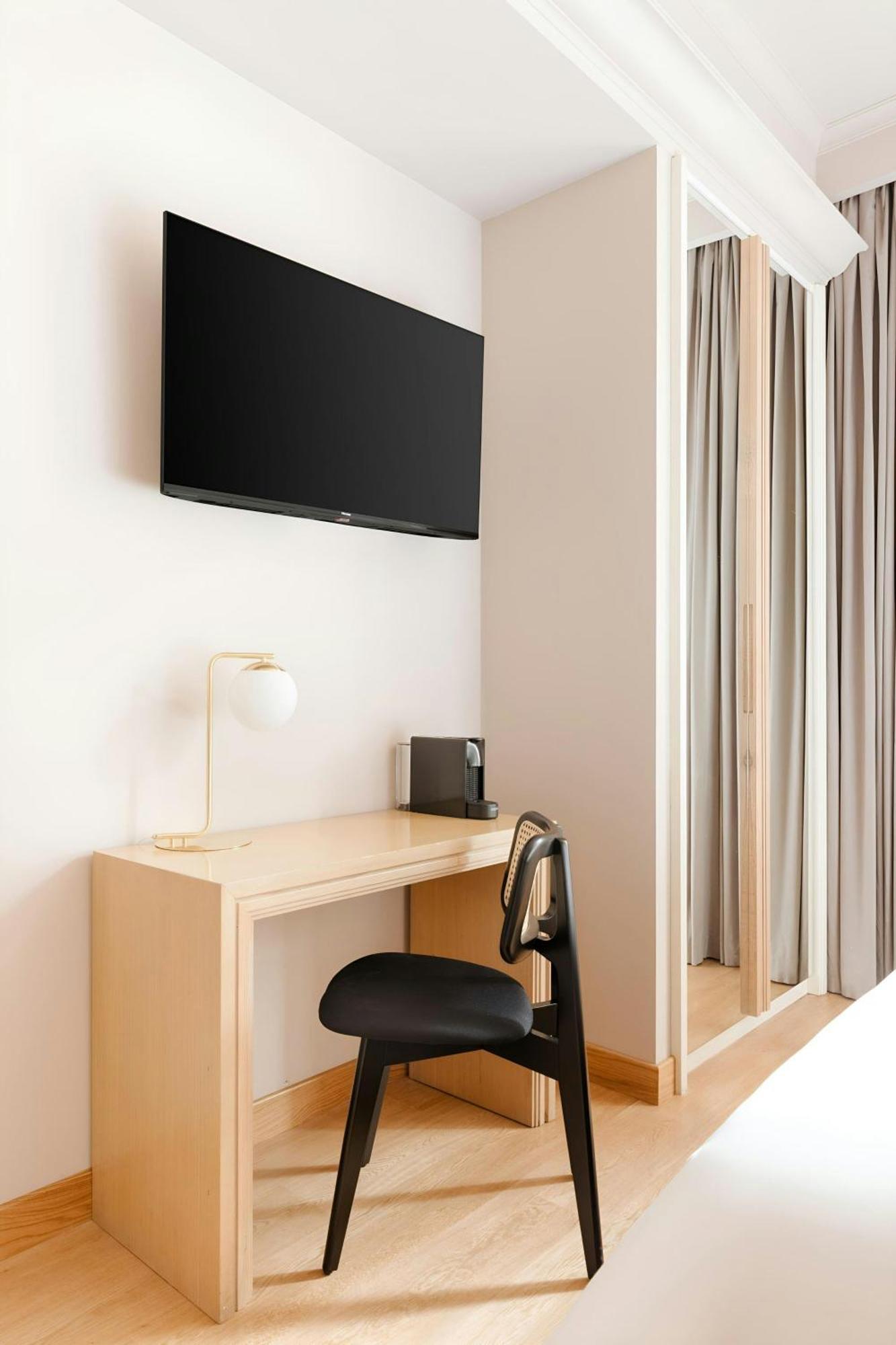 Hotel Piazza Di Spagna, Sonder Hotel By Marriott Bonvoy