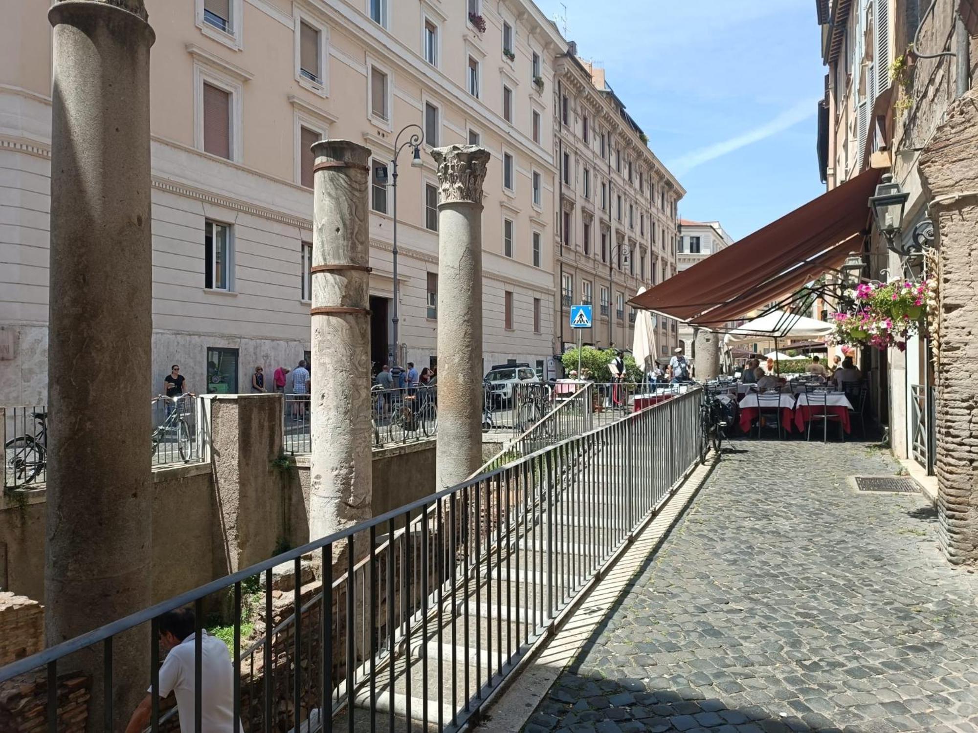 Ottavia Ghetto Apartment *