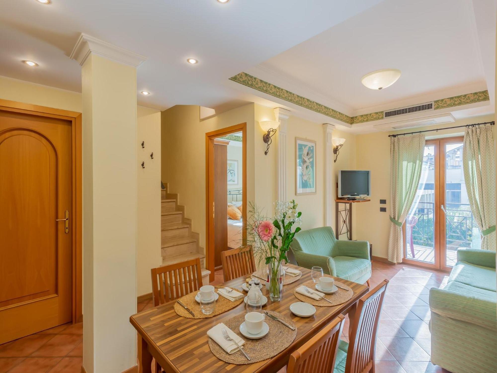 Holiday home With 4 And Garden, Cleaning Included Rome