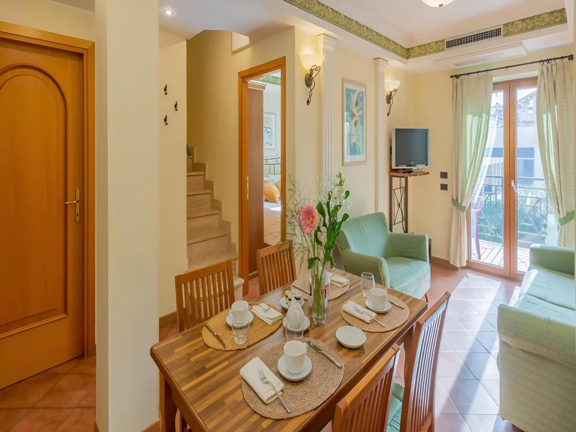 Holiday home With 4 And Garden, Cleaning Included