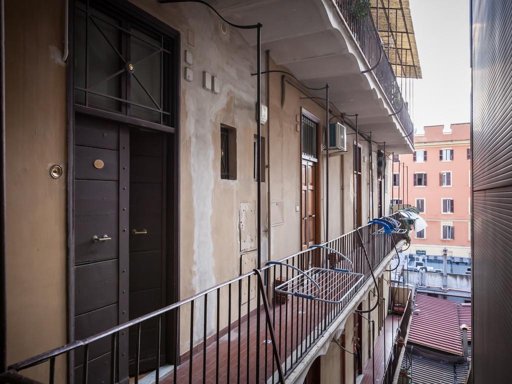 Sabelli Nightlife Apartment