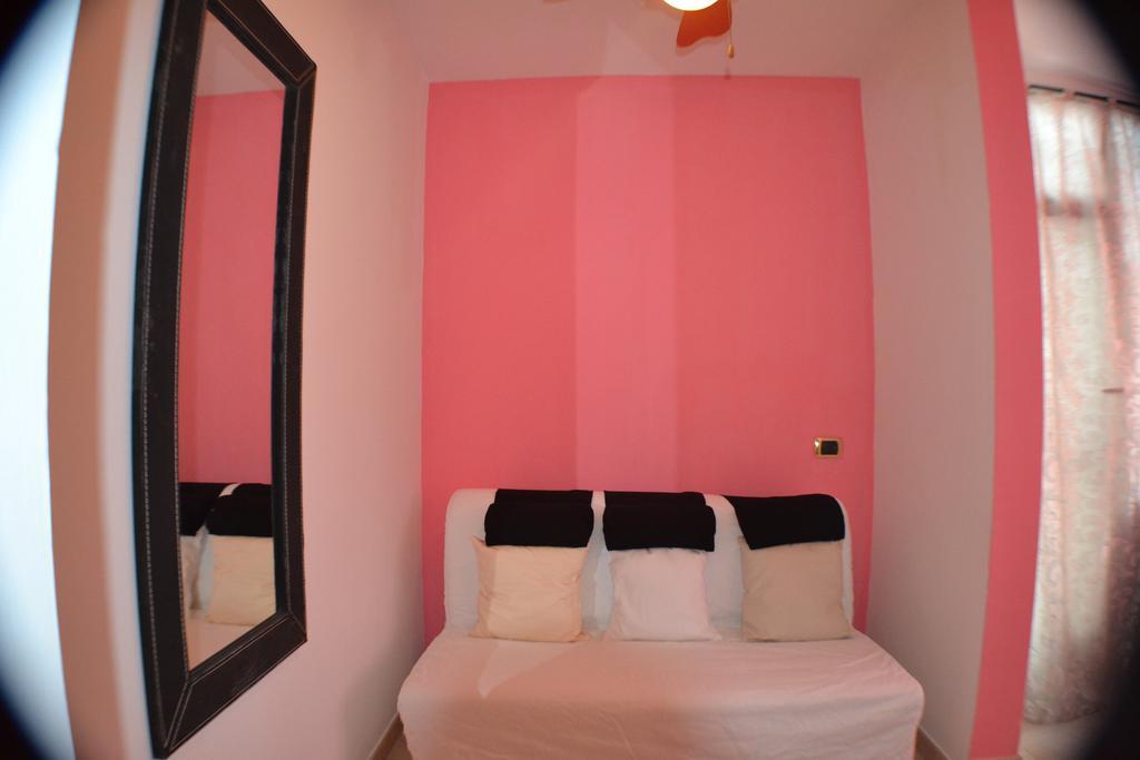 Bobo House