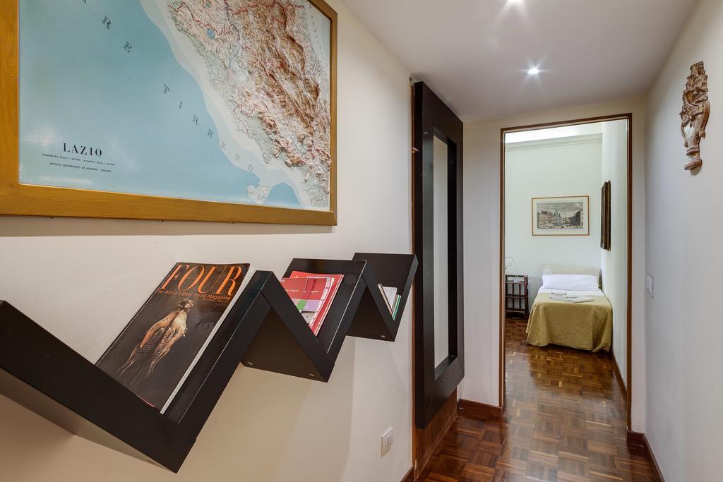 Apartment At St. Peter's