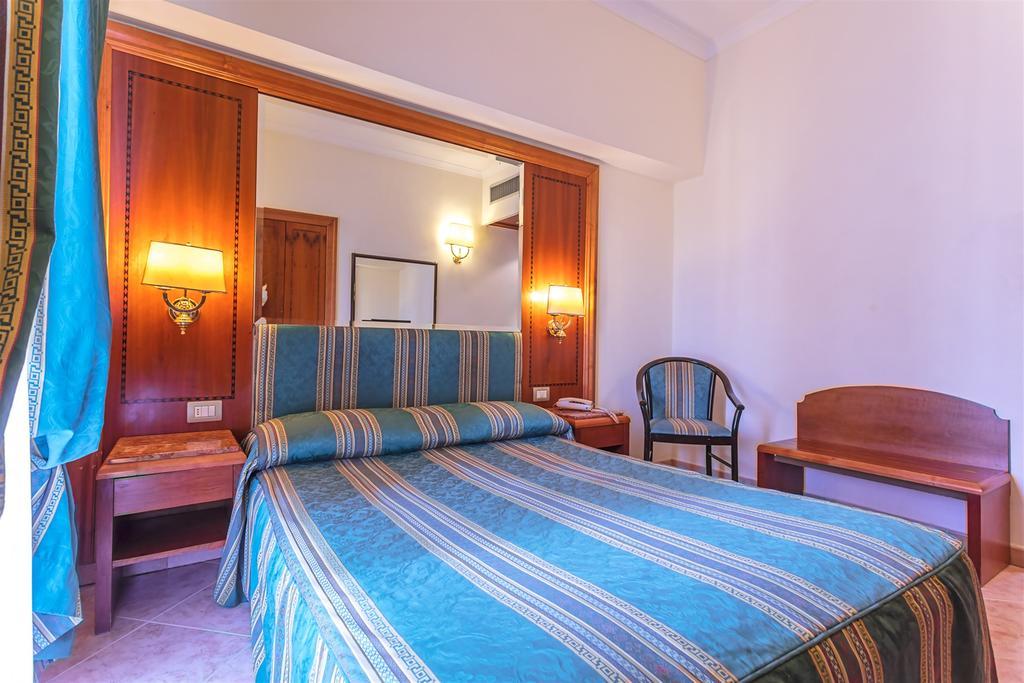 Raeli Luce 4* Rome