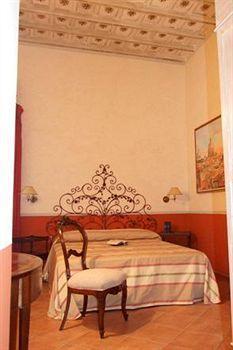 Trevispagna Charme Guest house Rome
