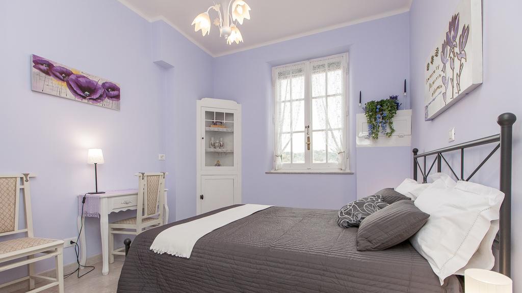 Apartment In Sistina View
