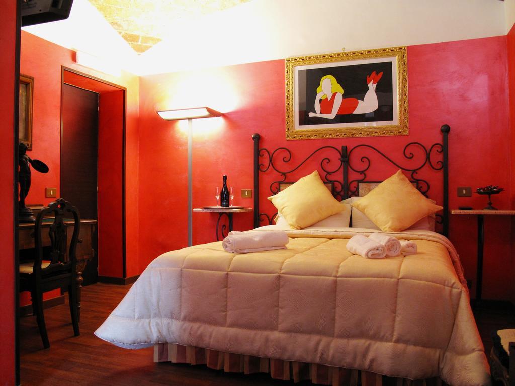 Salaria Luxury Guest house *