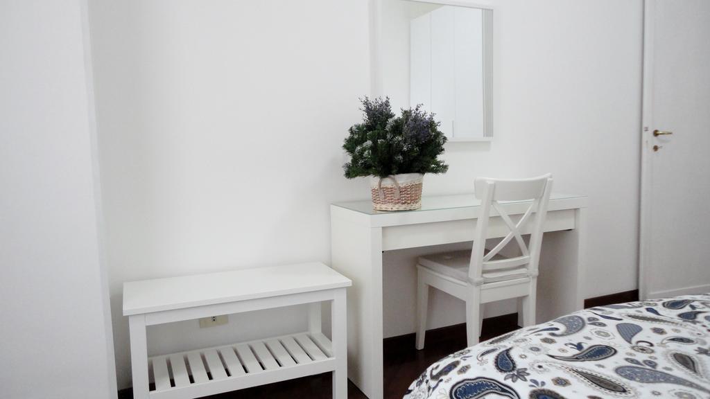 Casa Vacanze Ricordi Romani Apartment