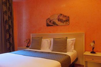 Navona Tower Relais Guest house
