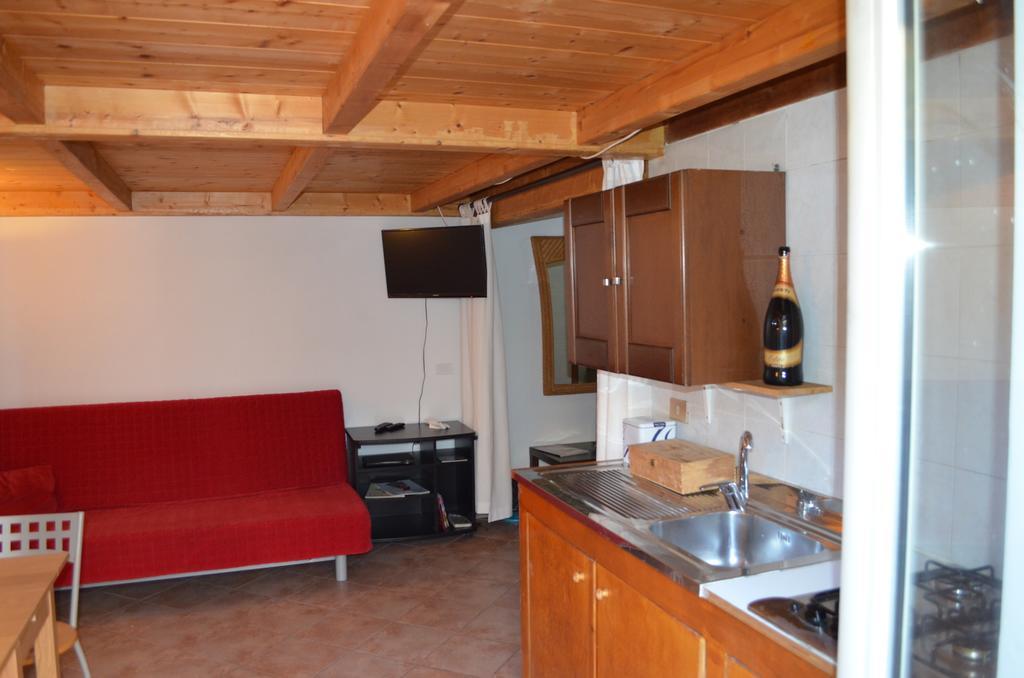 Bobo House *