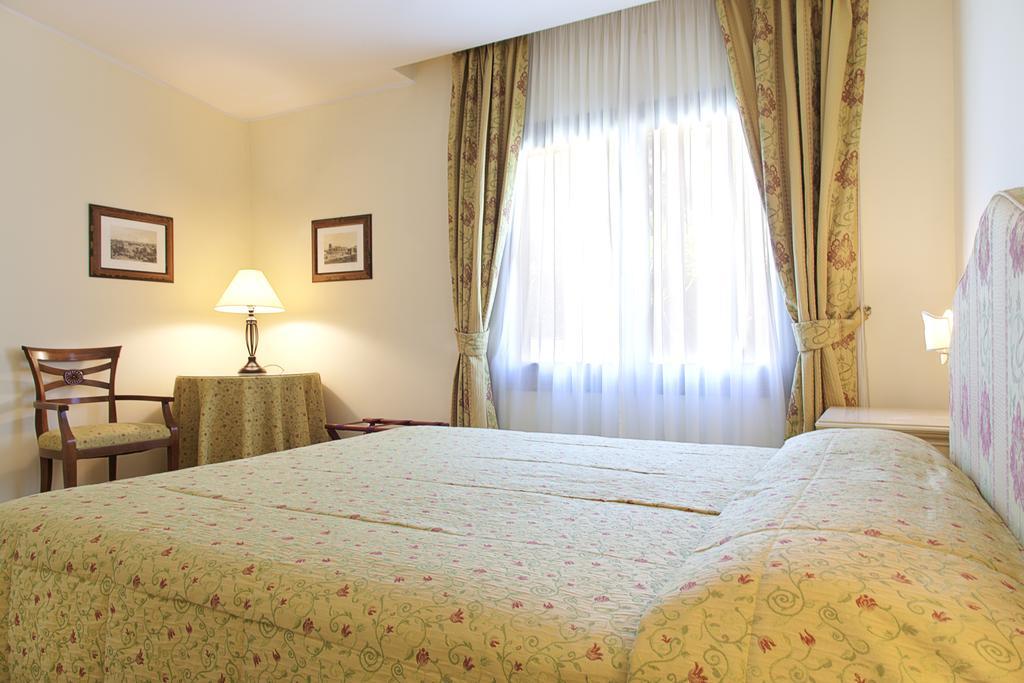 Aparthotel St. Andrew's Garden Rome