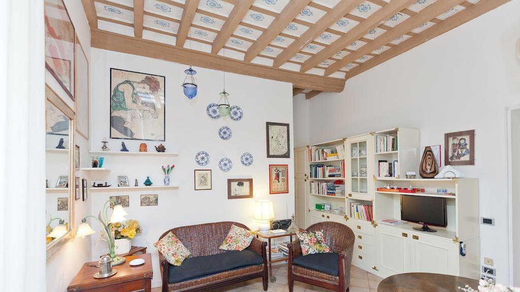 Monti Apartment *