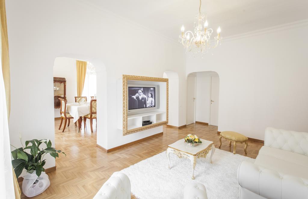 Apartment Sarandrea