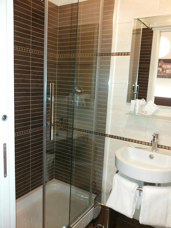 Bed & Breakfast Manila Inn 4*