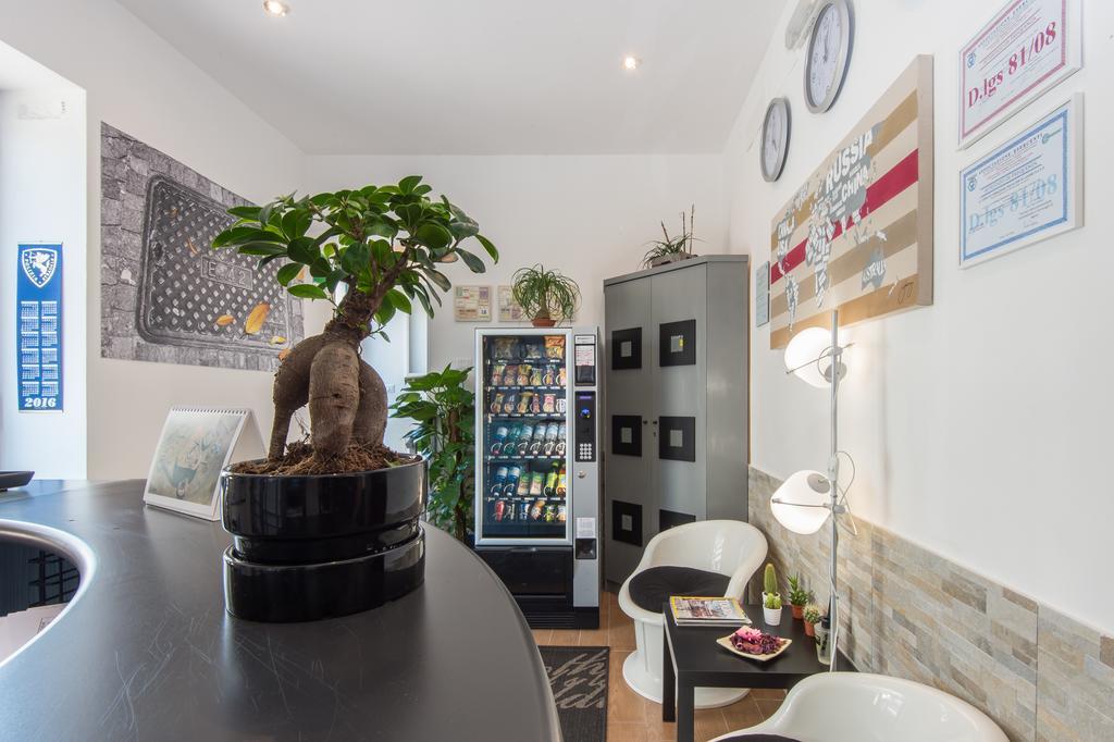 Eroom42