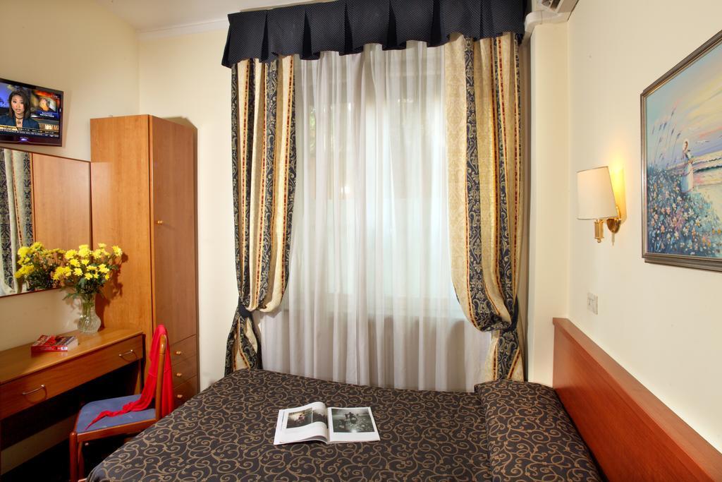 Hotel Galeno 2*