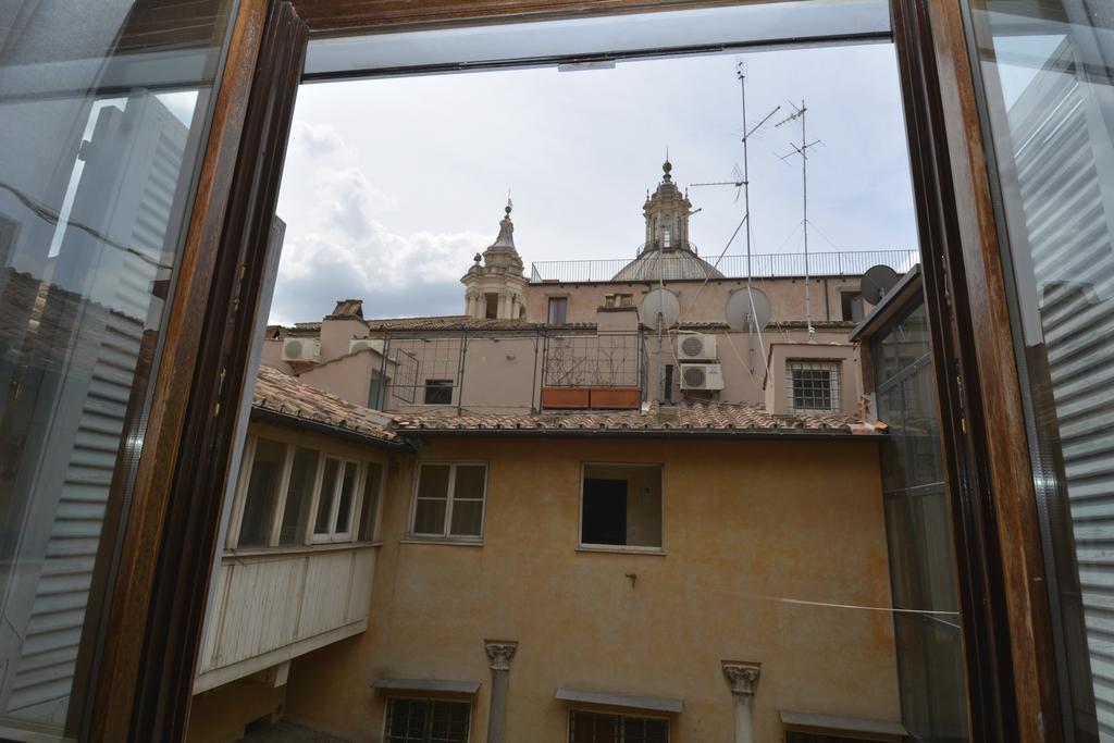 Apartment Piazza Navona Corner