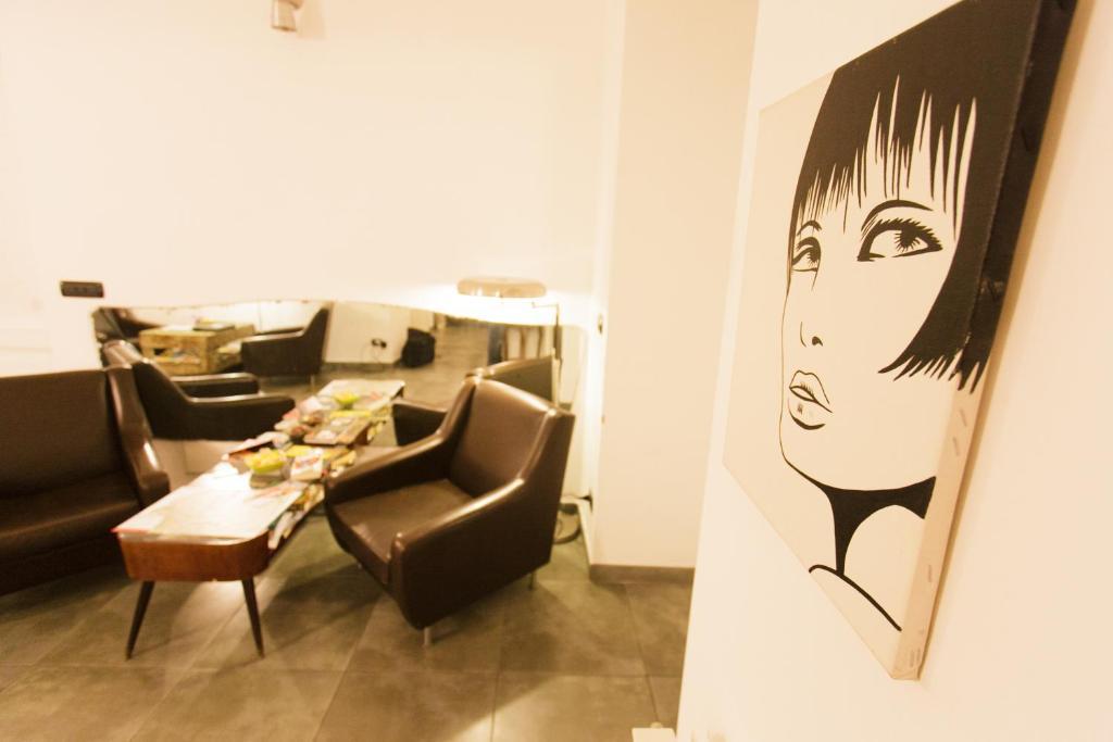 Mr Frills Guest house Rome