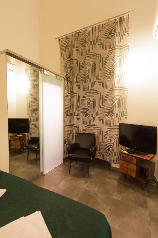 Mr Frills Guest house