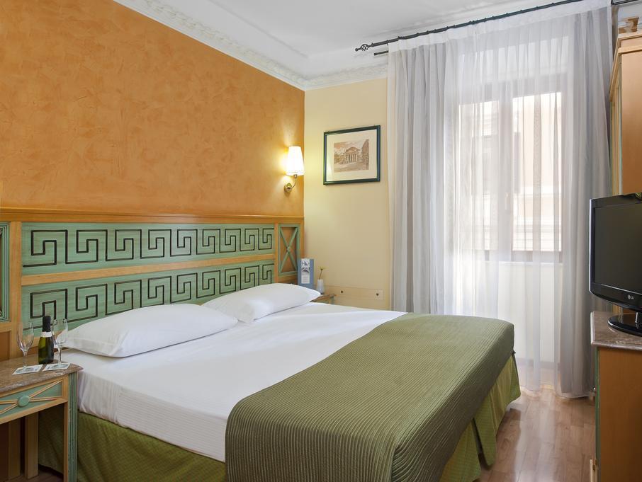 Hotel Exe Domus Aurea 3*