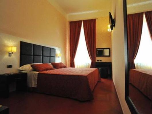 Cenci Fontana Di Trevi Guest house 2*
