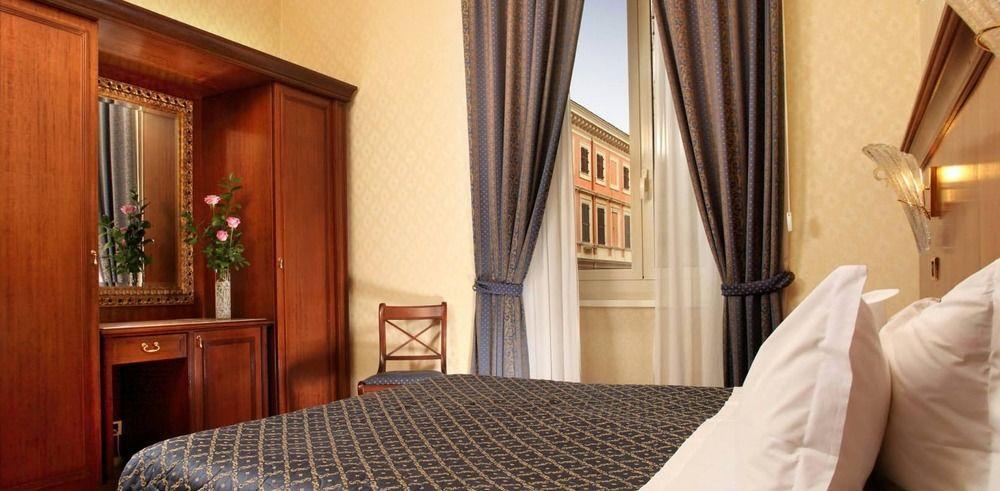 Serena Srl Hotel