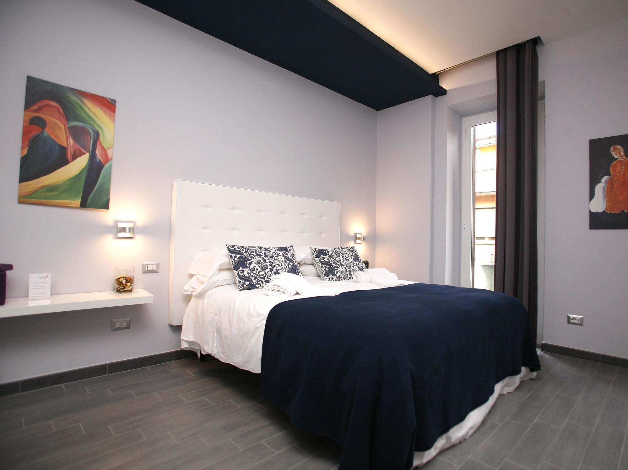 77 Bed & Breakfast Rome