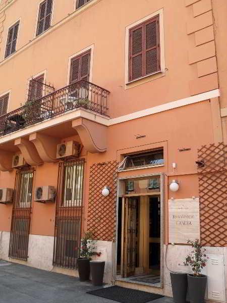 Aparthotel Candia 3*