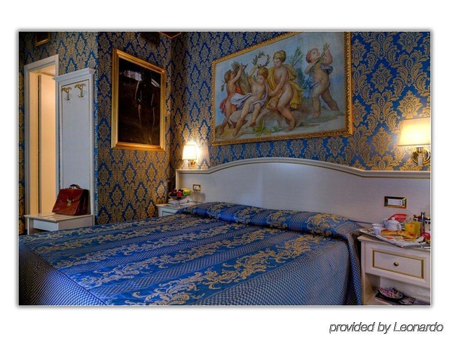 Residenza Canova Tadolini - Guest house Rome